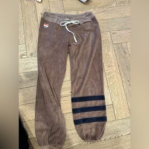 SUNDRY sweatpants. Size 3. Velcro. Excellent condition